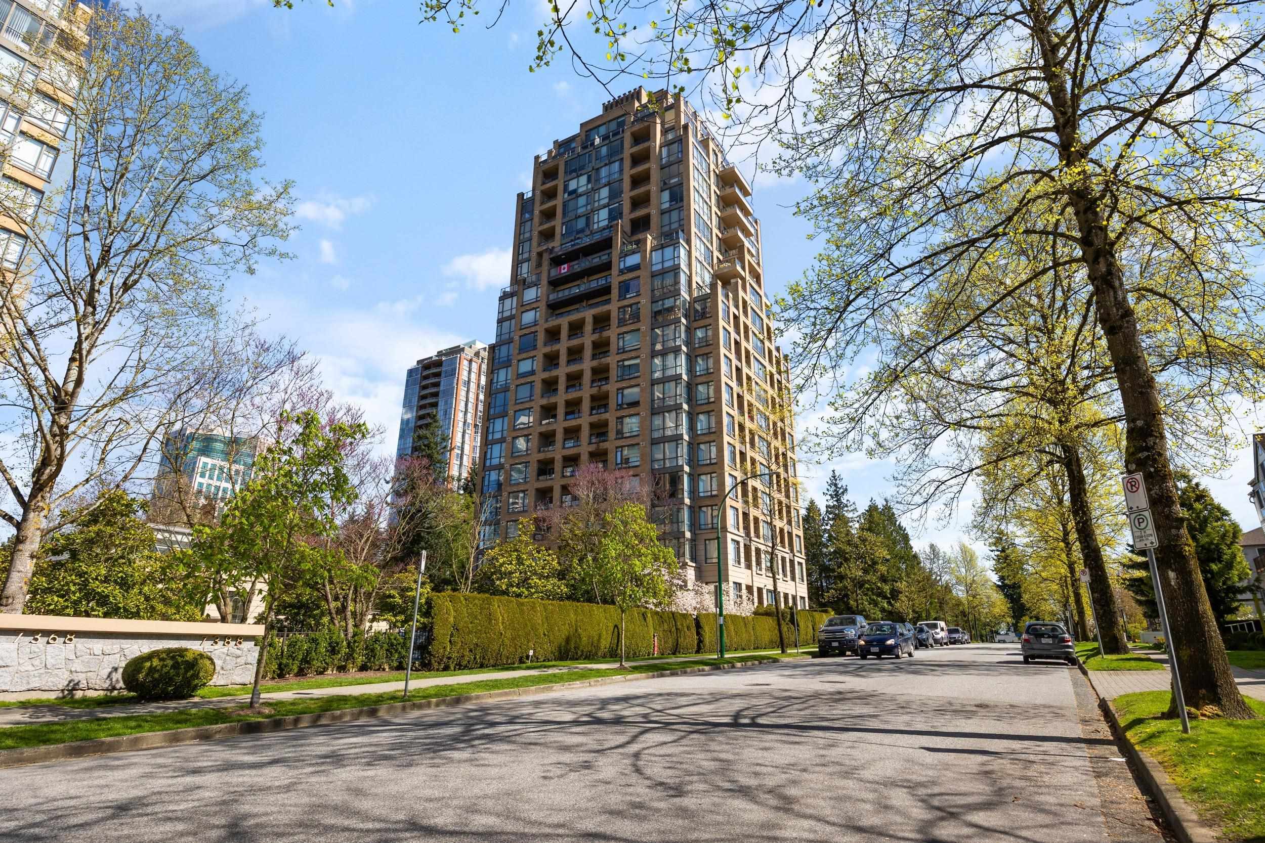 Property Photo: 7388 Sandborne Avenue 307 BC V3N 5C4