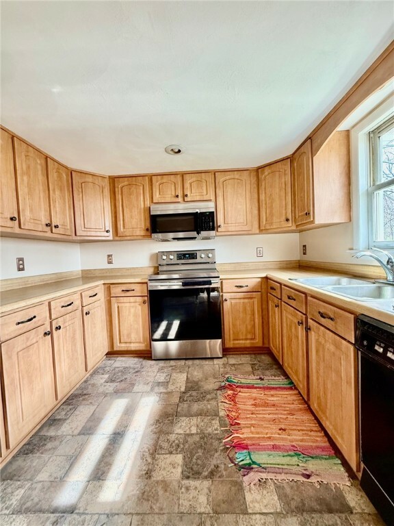 Property Photo: 52 Spring Run Road NY 13068