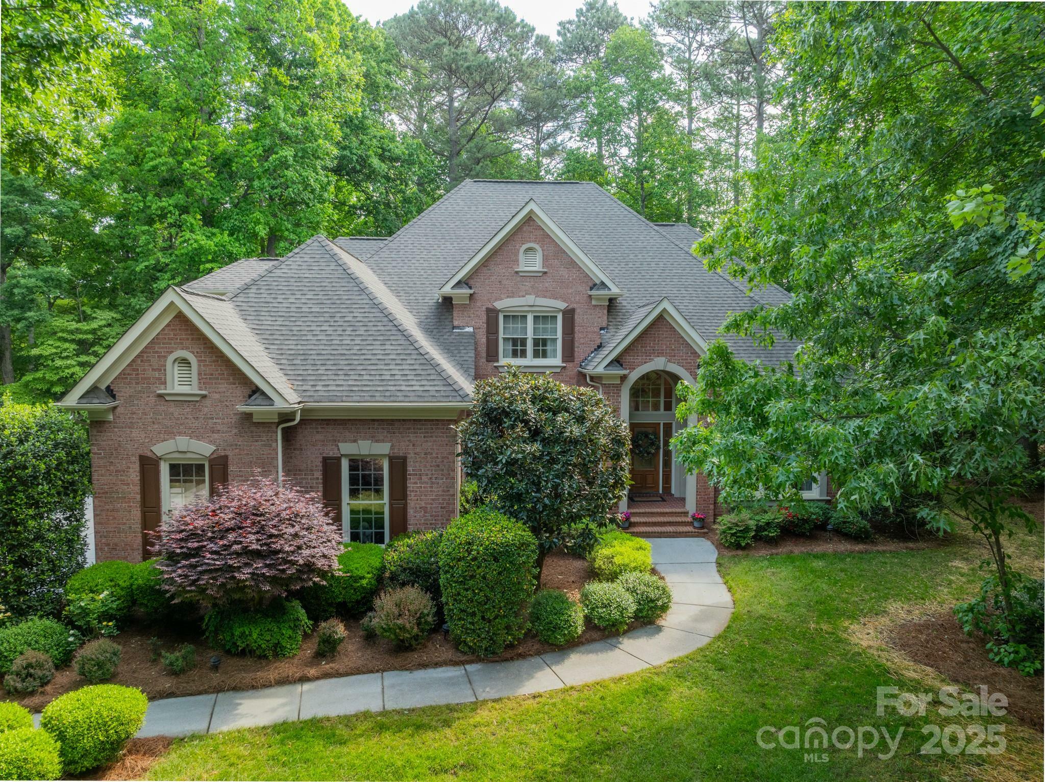 4646 Eagle Pointe Court  Denver NC 28037 photo