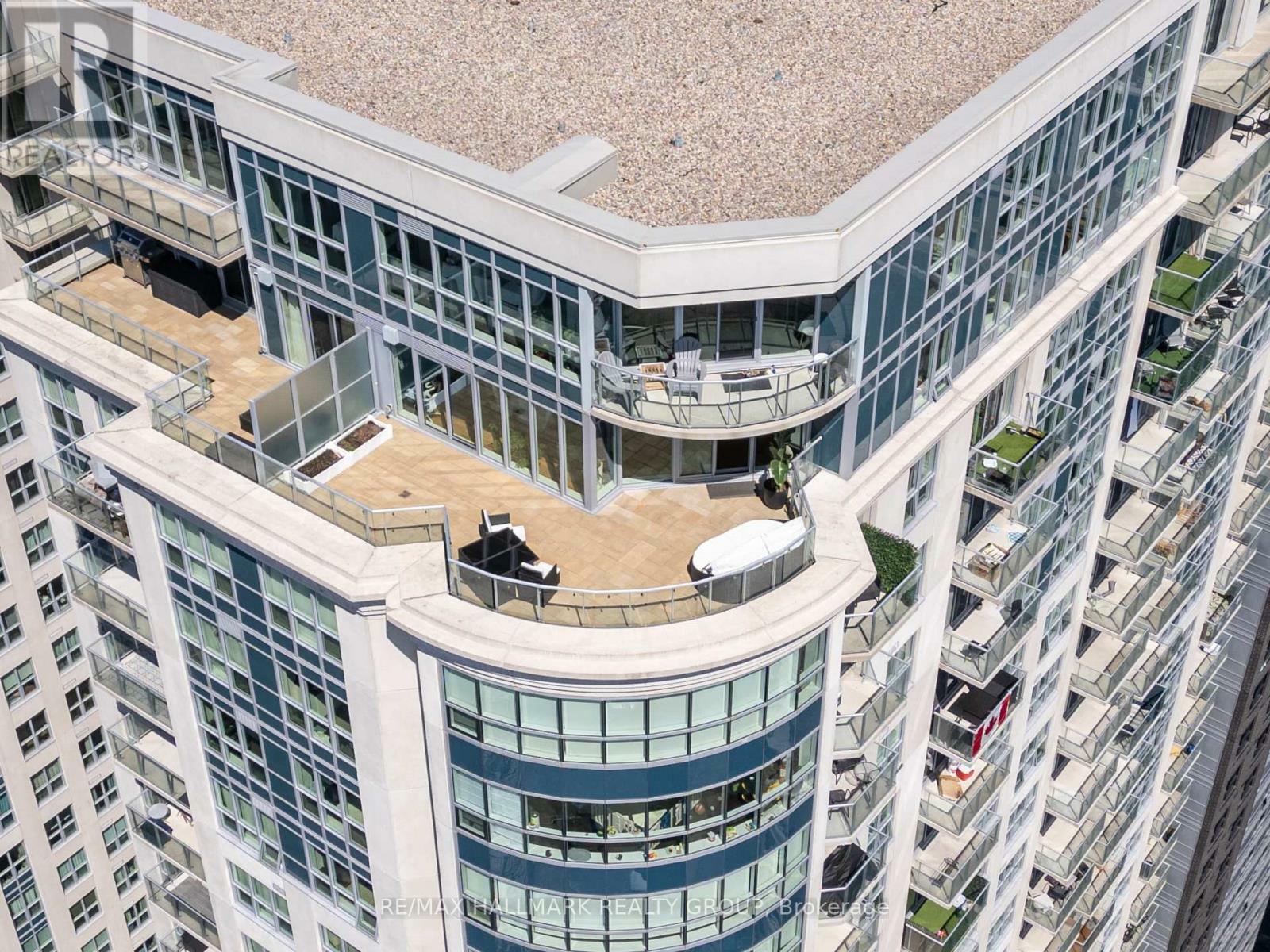 Photo de la propriété: 195 Besserer Street 2701 ON K1N 0B6
