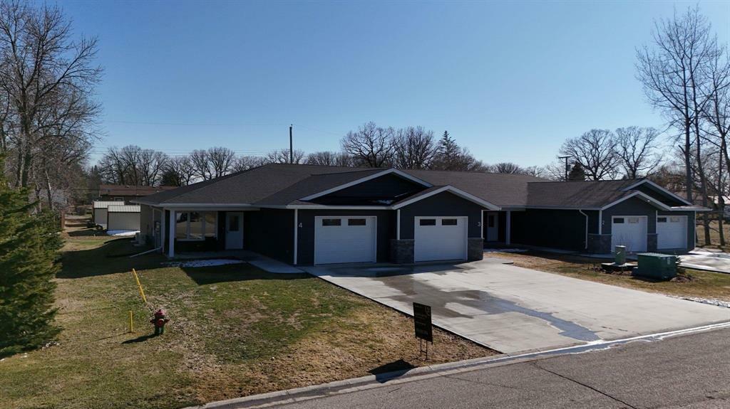Property Photo: 807 Young Street MB R0K 1G0