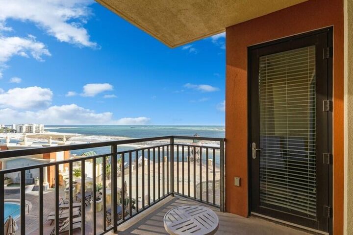 Property Photo:  10 Harbor Boulevard W324  FL 32541 