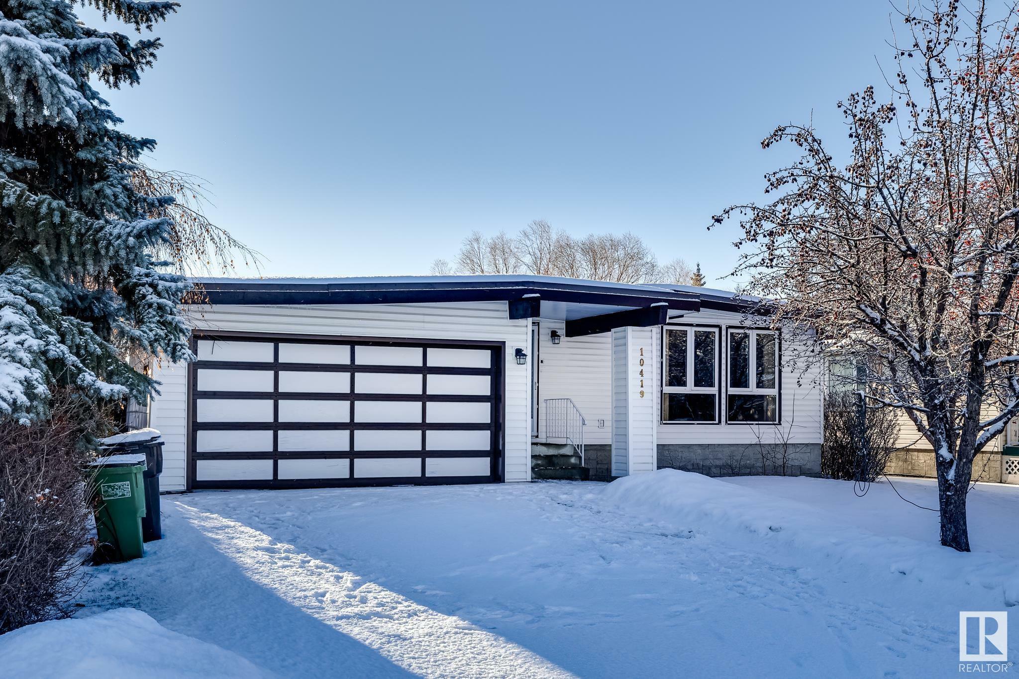 Property Photo: 10419 39 Avenue NW AB T6J 2J4