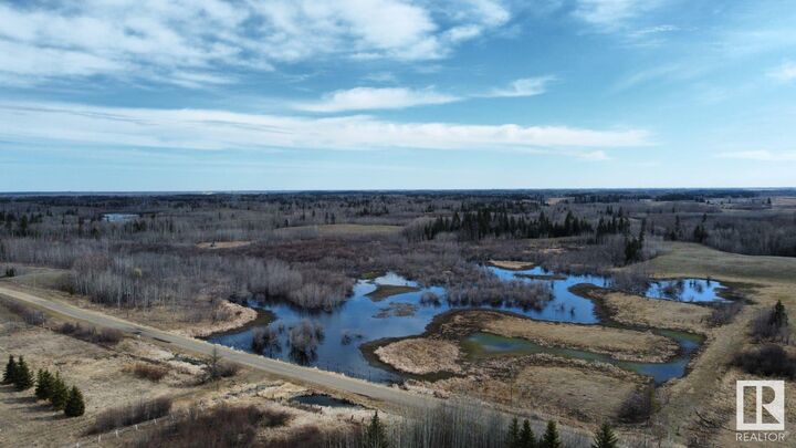 Property Photo: 56219 RR 211 AB T8A 0Z7