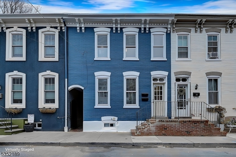 27 Swan St  Lambertville City NJ 08530 photo