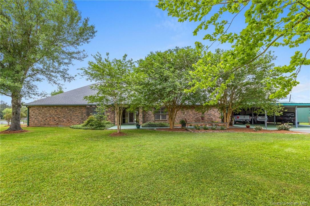 Property Photo: 4460 Hickory Branch Road LA 70611