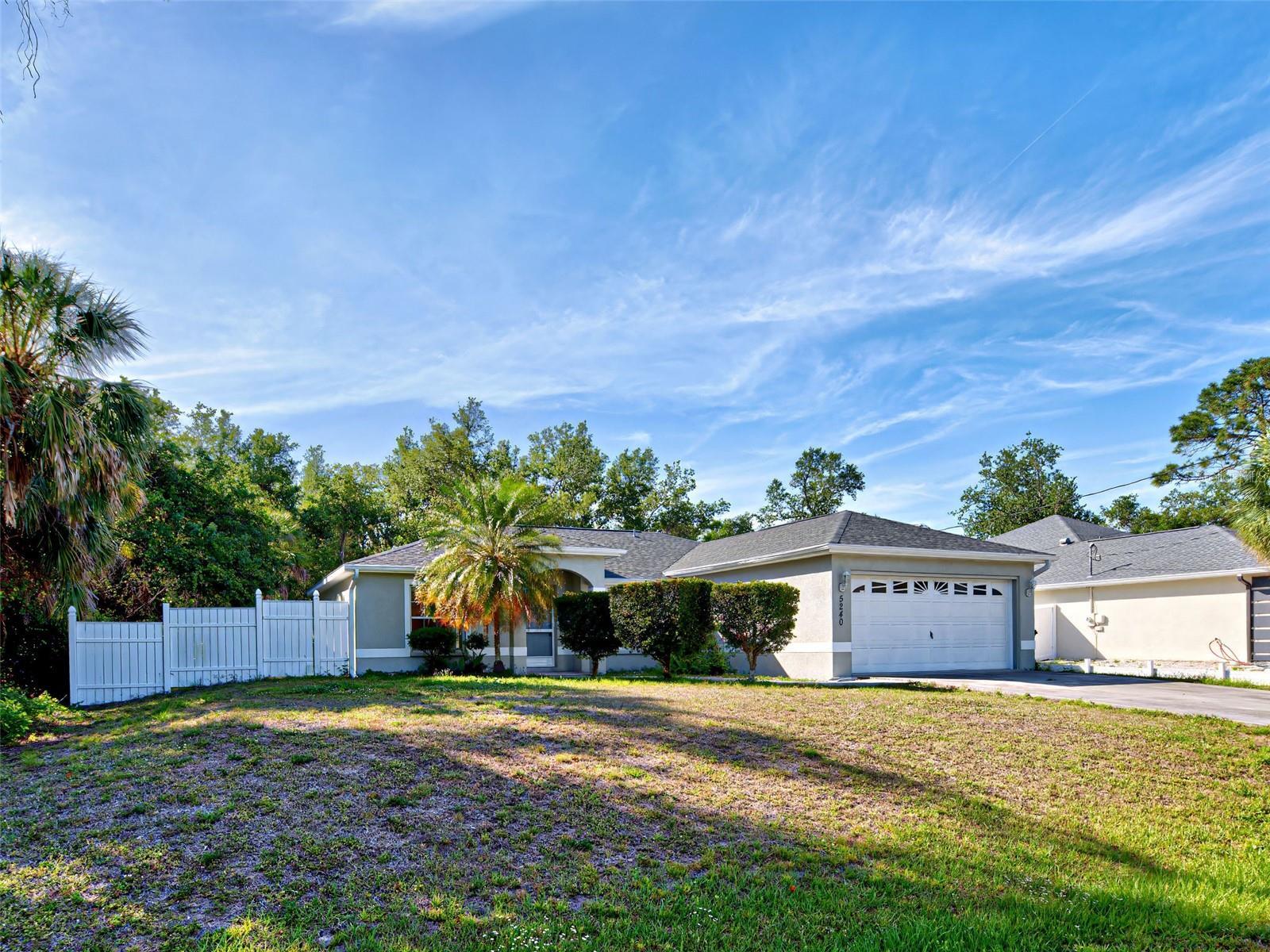 Property Photo:  5240 Sunnyvale Road  FL 34288 