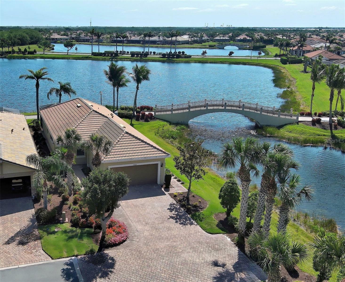 Property Photo: 19240 Isadora Street FL 34293