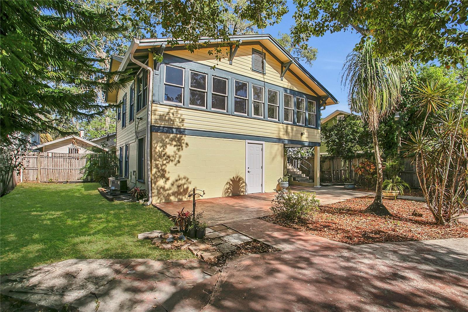 1209 S Myrtle Avenue  Sanford FL 32771 photo