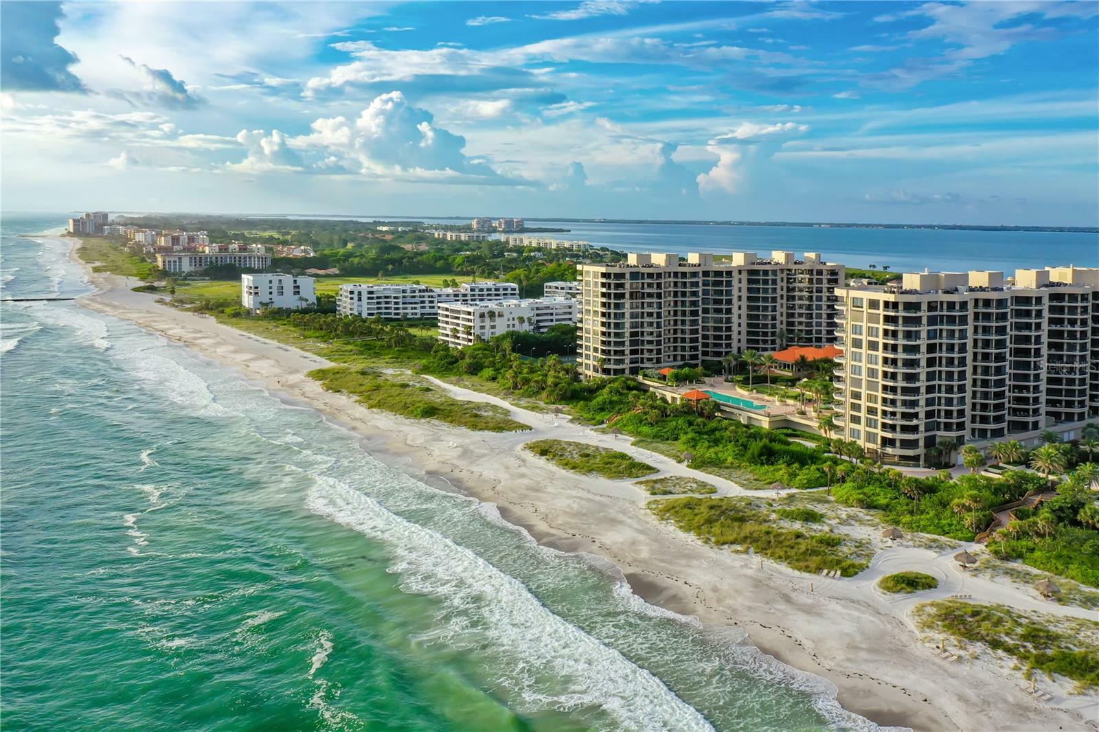Property Photo: 1281 Gulf Of Mexico Drive 906 FL 34228