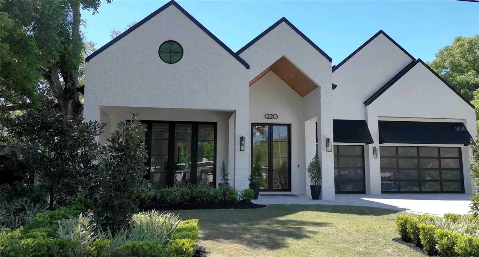 Property Photo: 1220 Delaney Park Drive FL 32806