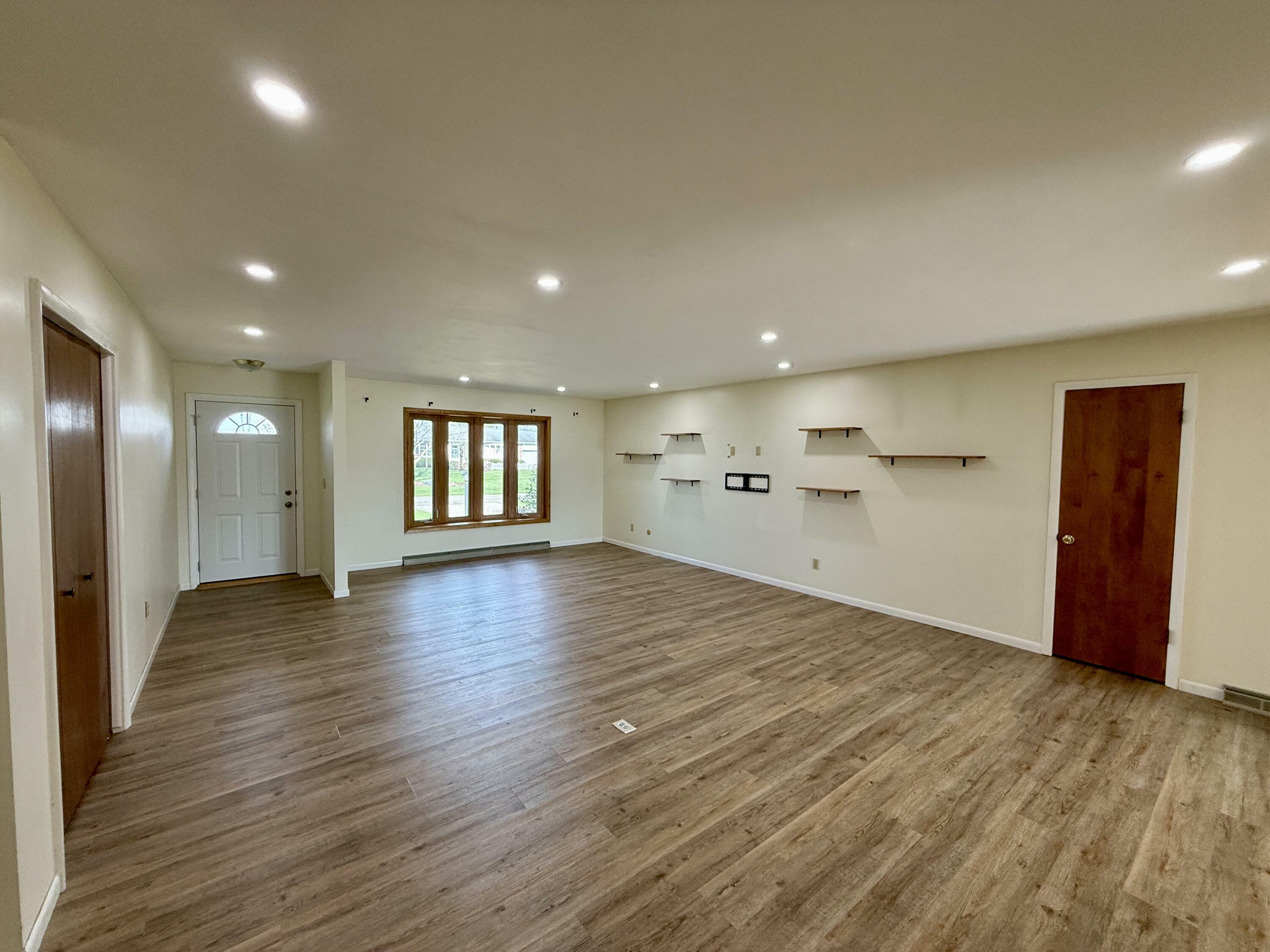 Property Photo: 125 S Meadow Avenue MI 49092