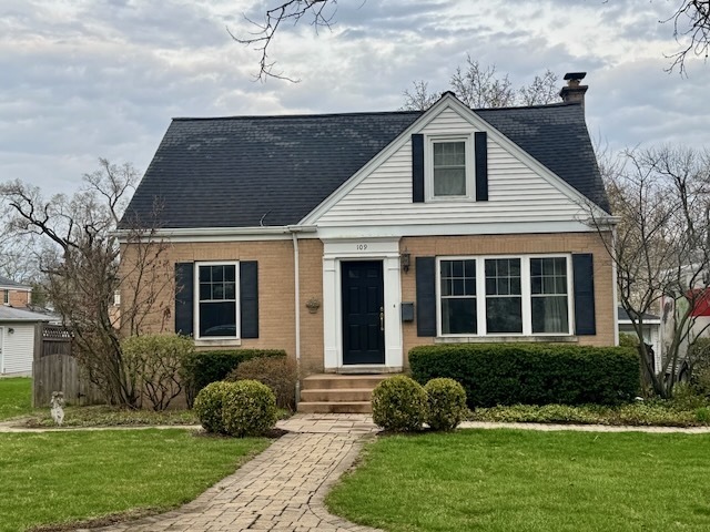 109 Hiawatha Drive  Clarendon Hills IL 60514 photo
