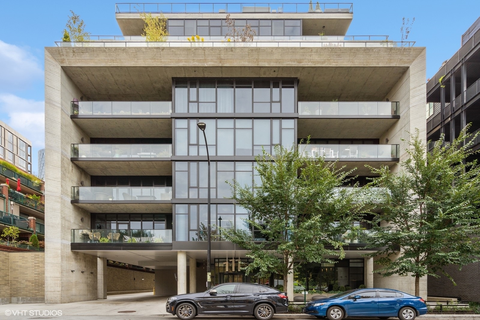 Property Photo: 111 S Peoria Street 404 IL 60607