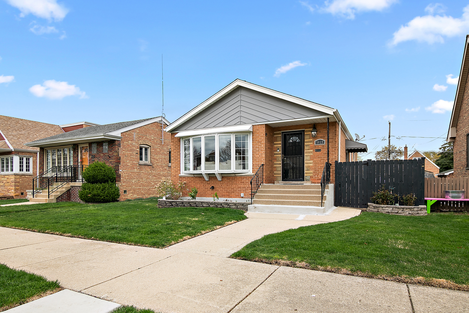Property Photo: 5629 S Menard Avenue IL 60638