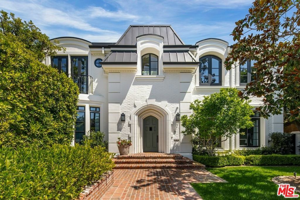 610 N Canon Drive  Beverly Hills CA 90210 photo