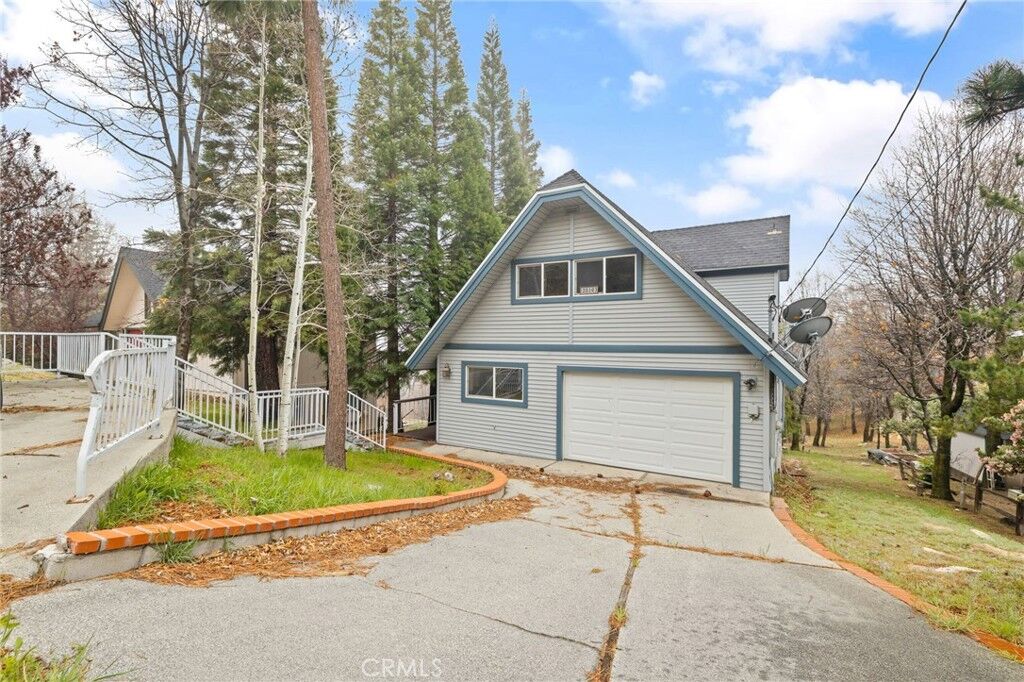 Property Photo:  28103 Arbon Lane  CA 92352 