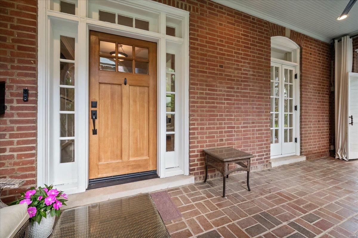 Property Photo: 6927 Waterman Avenue MO 63130