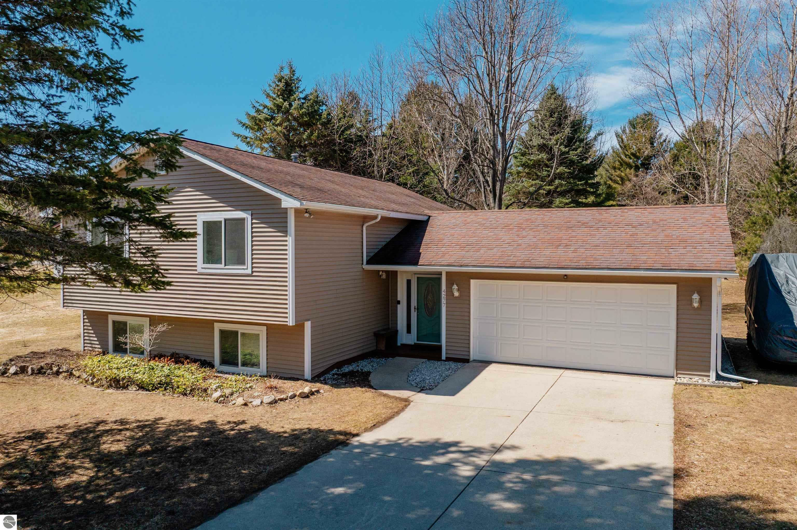 Property Photo: 4277 Weatherby Lane MI 49685