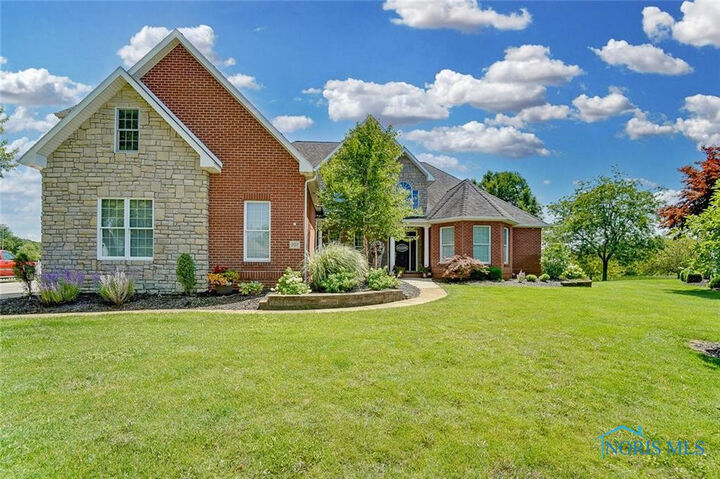 207 Wellington Place  Findlay OH 45840 photo