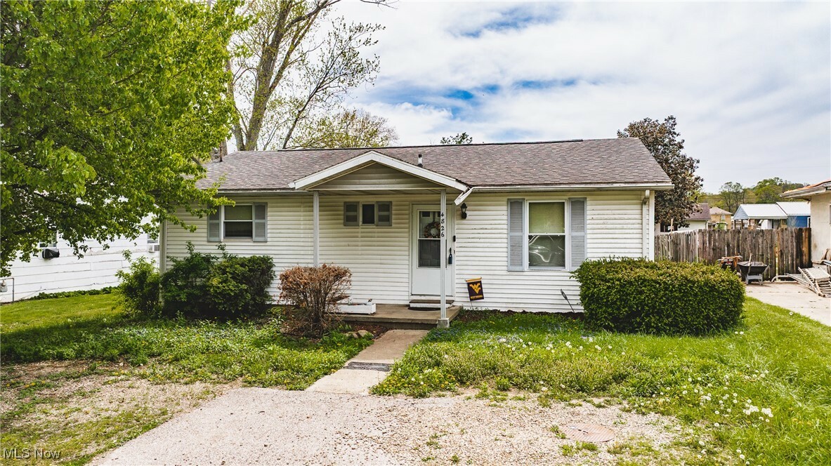 Property Photo: 4826 2nd Avenue WV 26101