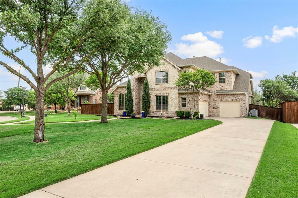 Property Photo:  1505 Mossycup Court  TX 76248 