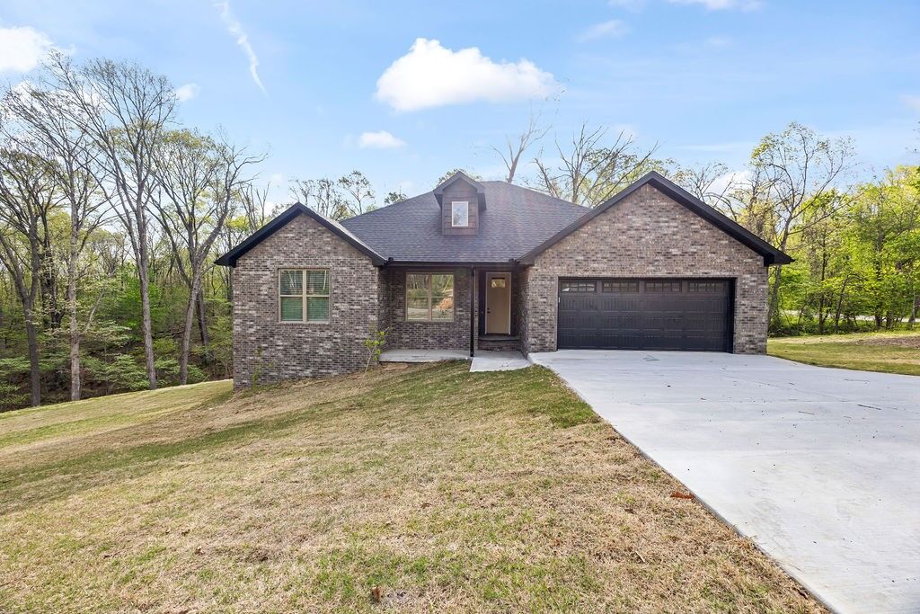 Property Photo:  3 Evanton Place  AR 72715 