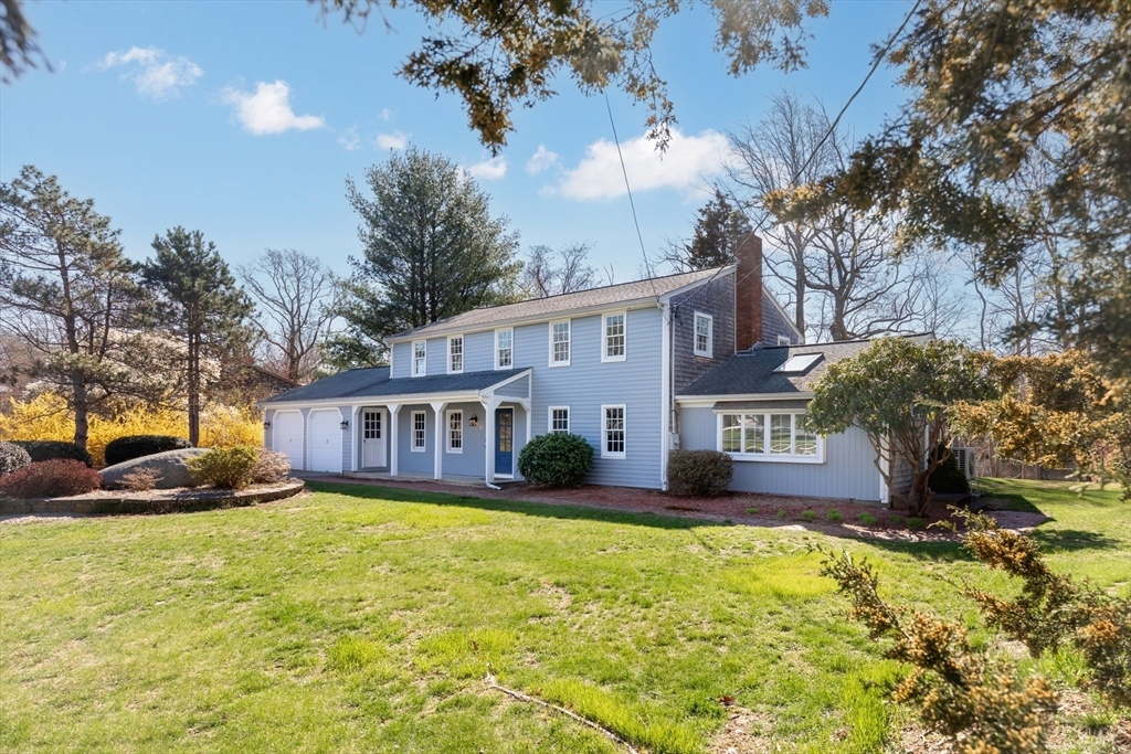 Property Photo: 32 Presidential Cir MA 02050