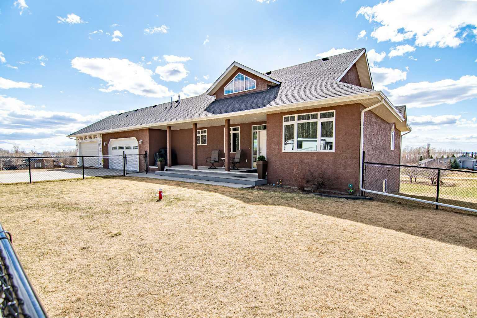 Property Photo: 533 Birch Close AB T4S 1R6