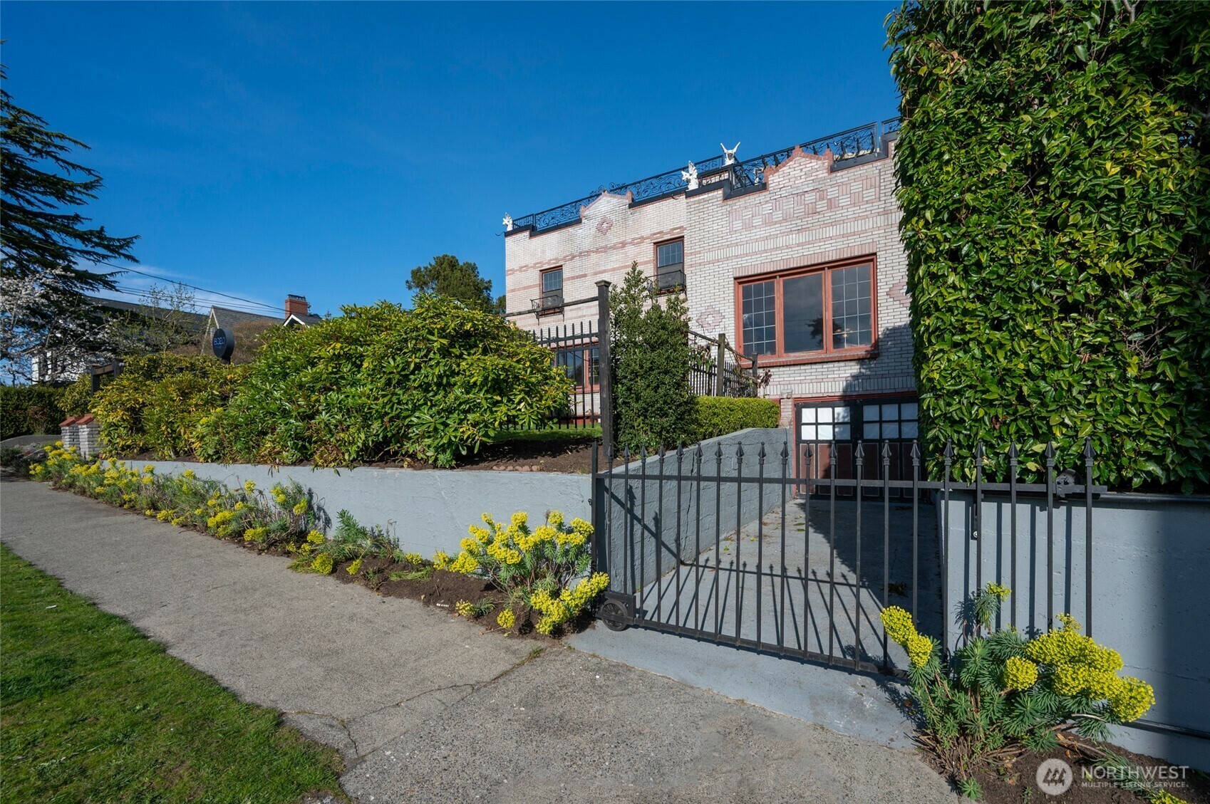 Property Photo: 8020 25th Avenue NW WA 98117