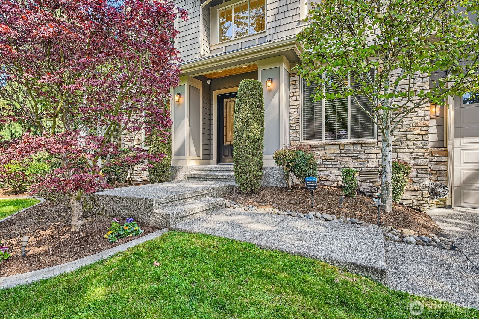 Property Photo:  10416  148th Avenue SE  WA 98059 