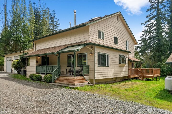 Property Photo: 24839 SE 235th WA 98038