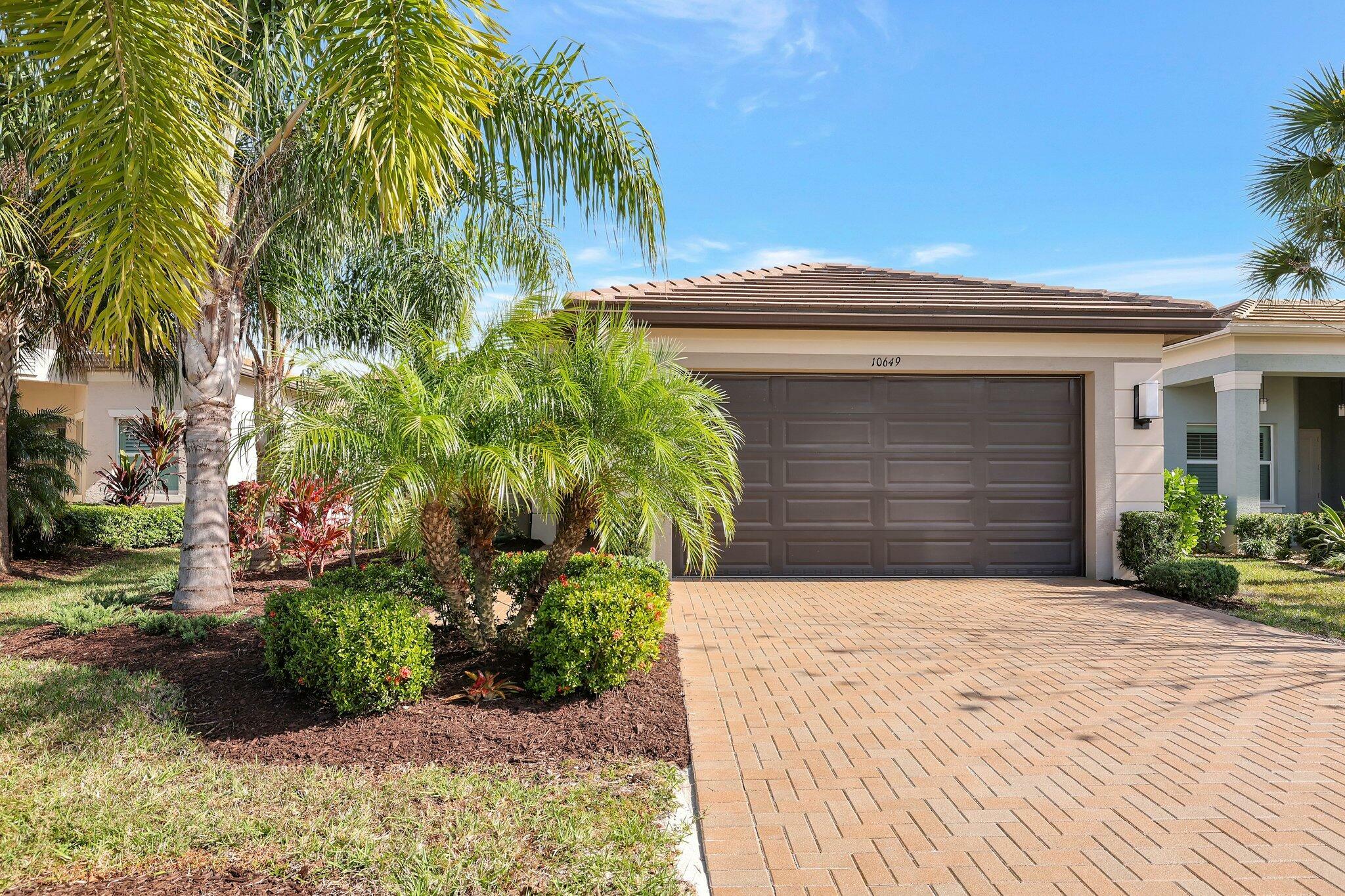Property Photo: 10649 SW Sunray Street FL 34987