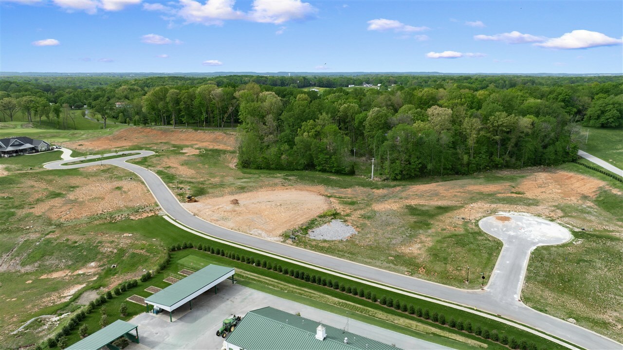 Property Photo: 246 Three Par Court KY 42103