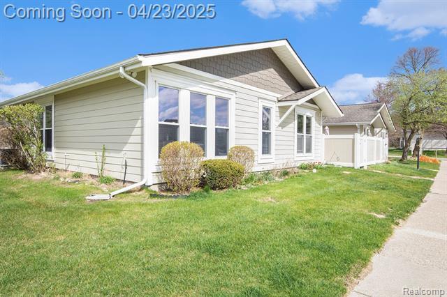 Property Photo: 39775 Village Wood Lane MI 48375
