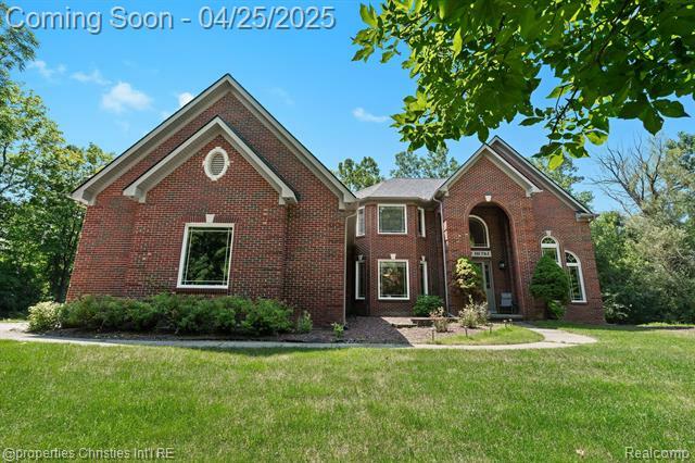 Property Photo: 21232 Hetke Drive MI 48335