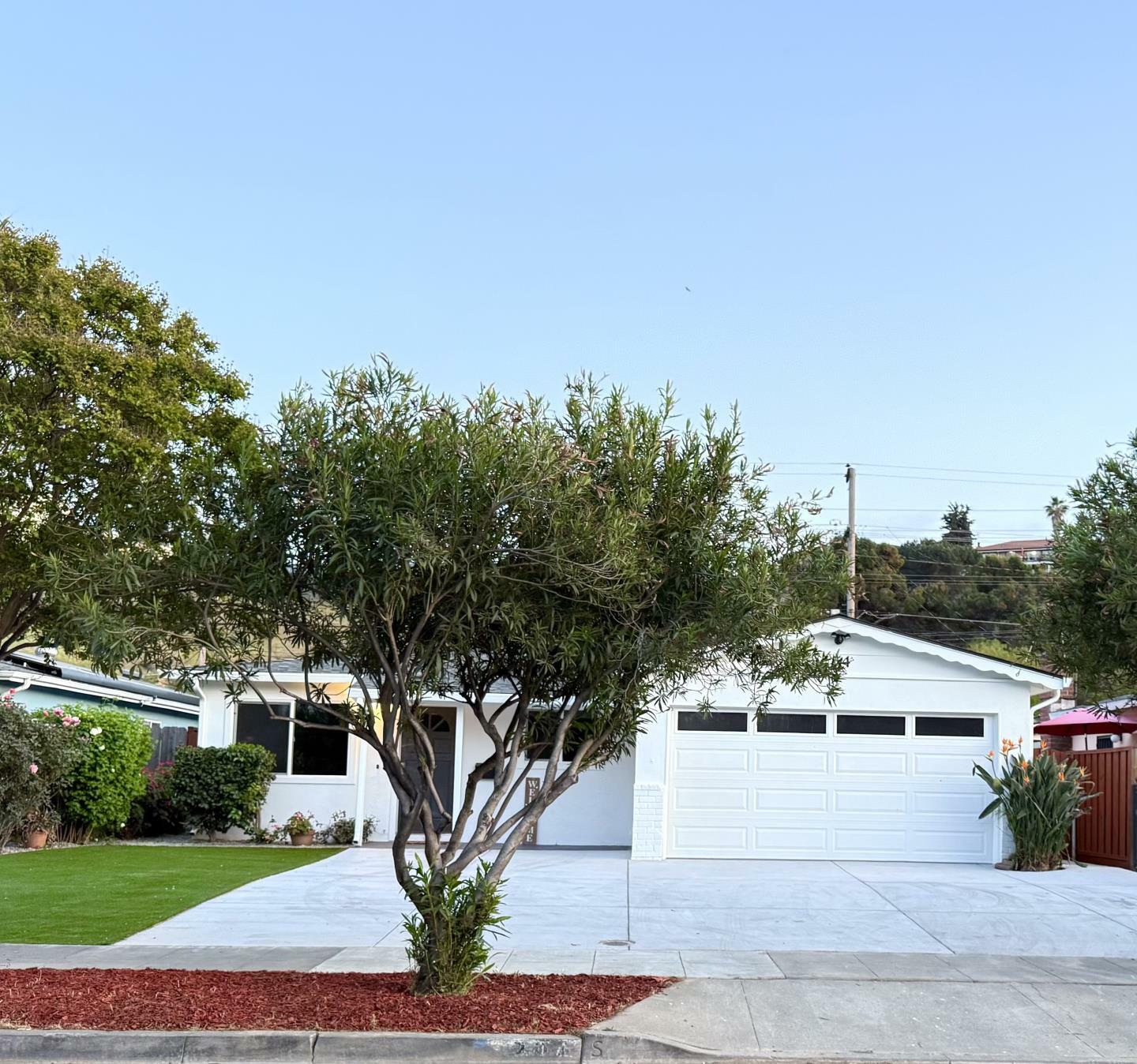 Property Photo: 204 Santa Rosa Drive CA 95111