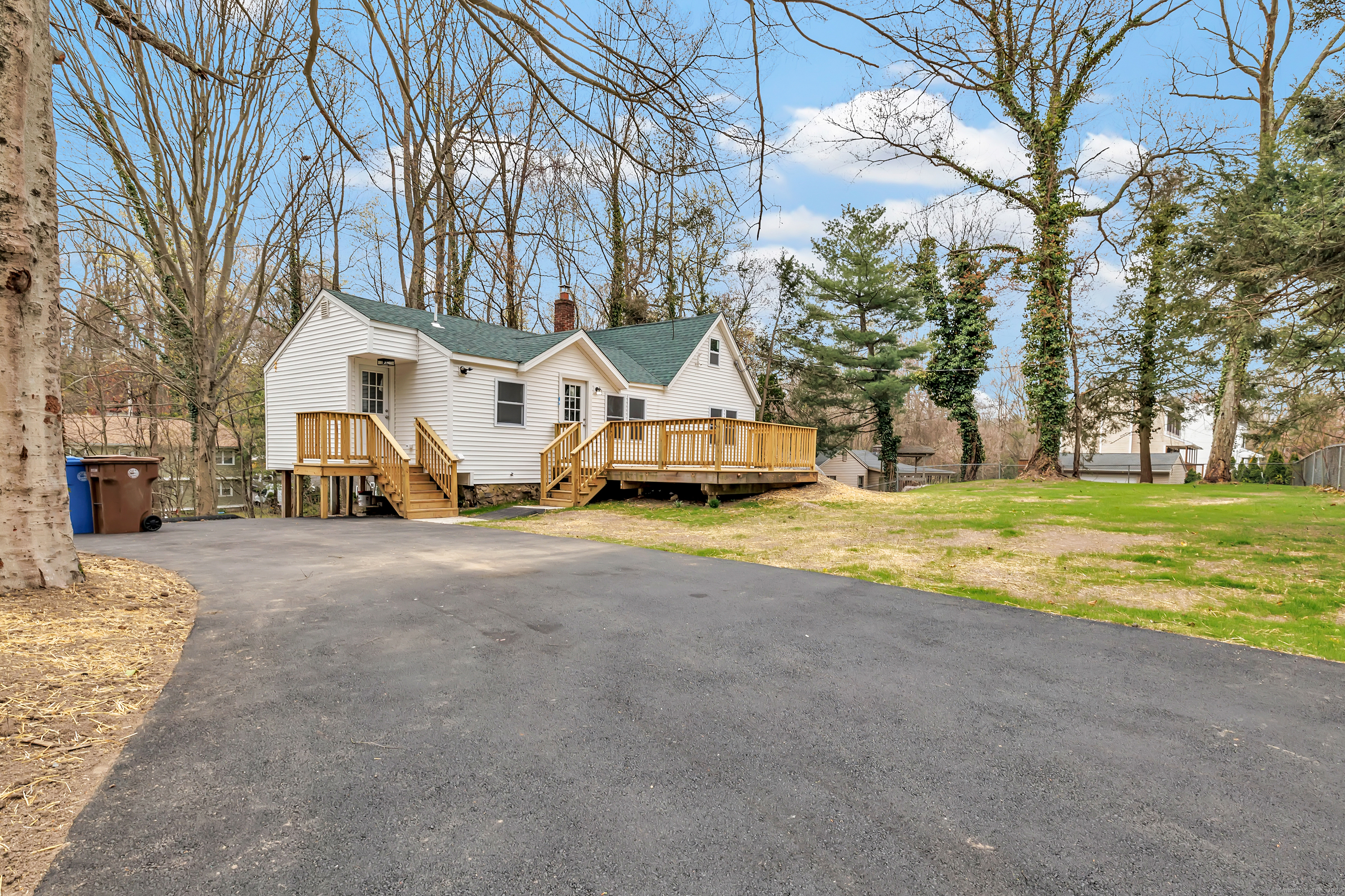 8 Noguchi Trail  Shelton CT 06484 photo