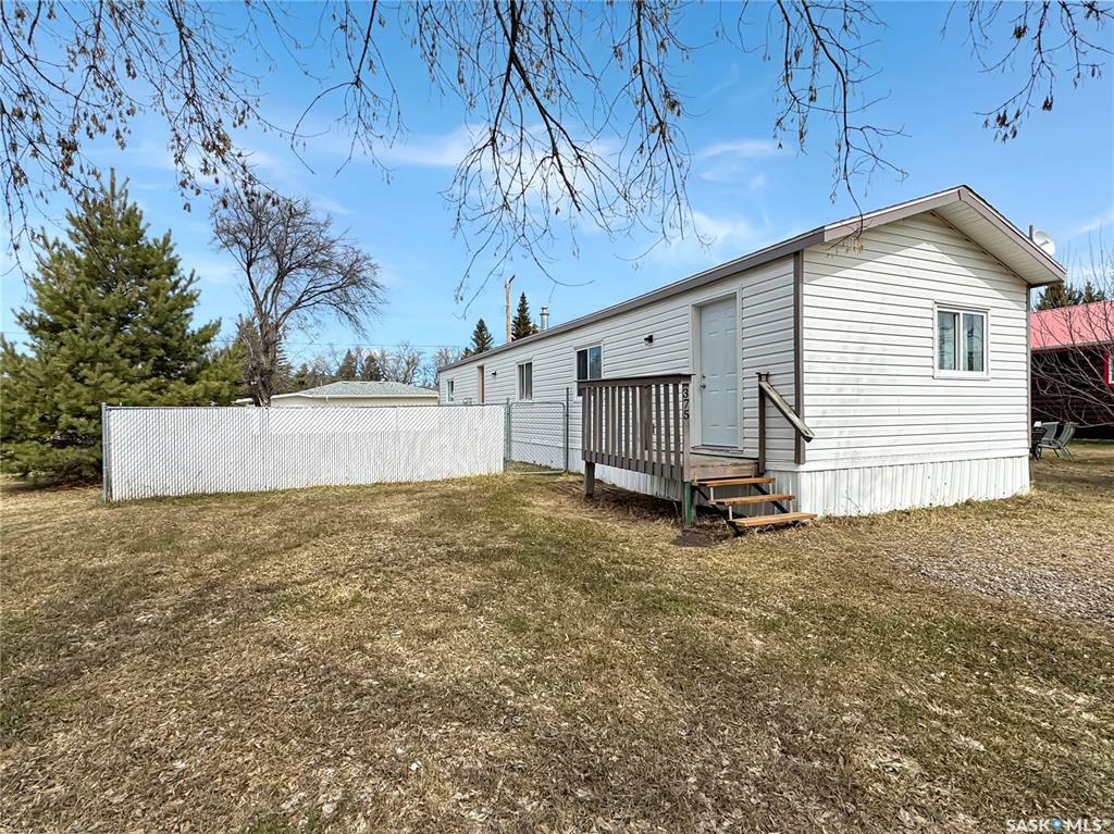 375 2nd Street E  Meota SK S0M 1X0 photo