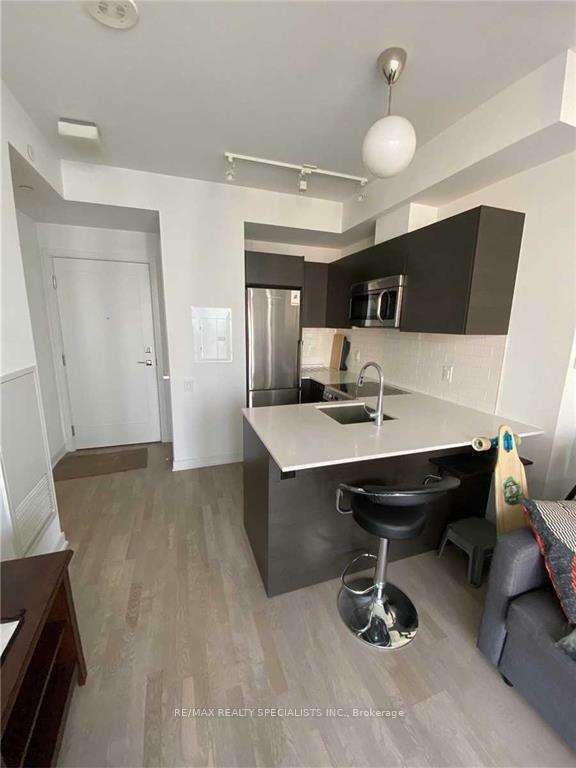 Property Photo: 57 St Joseph Street 2009 ON M5S 0C5