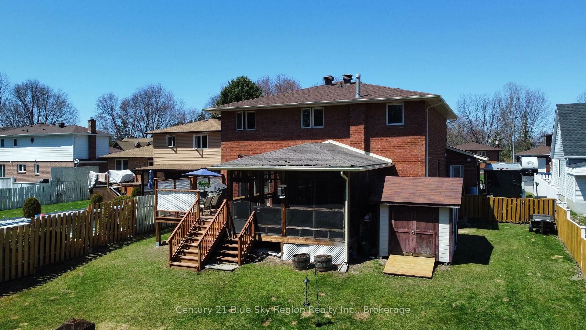 Photo de la propriété: 91 Labreche Drive ON P1A 3R6