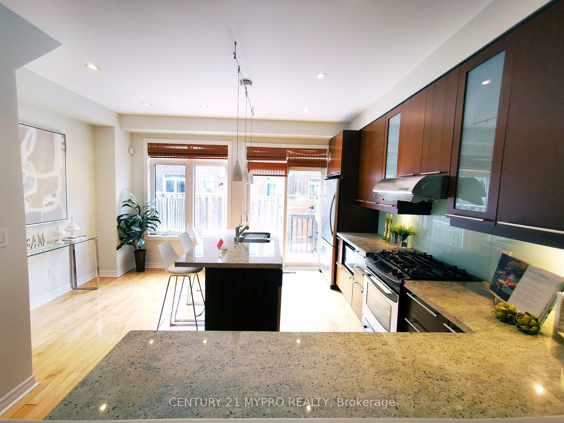 Property Photo: 28 Routliffe Lane ON M2N 0A5