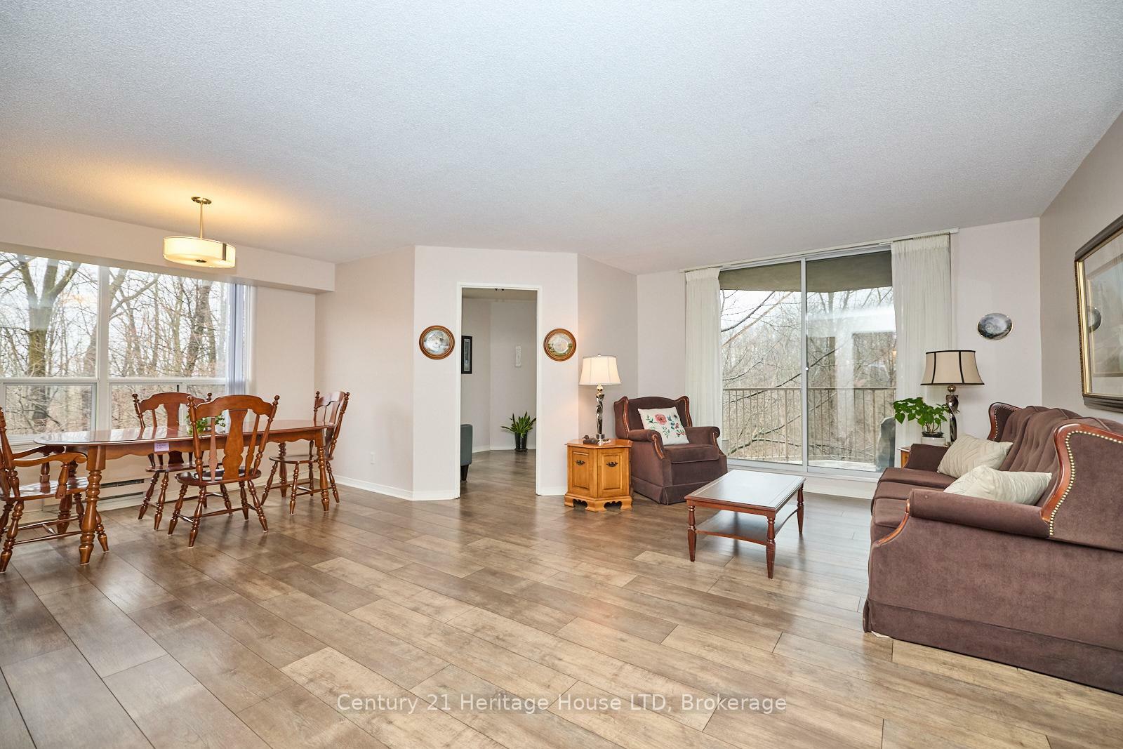 Property Photo: 8111 Forest Glen Drive 317 ON L2H 2Y7
