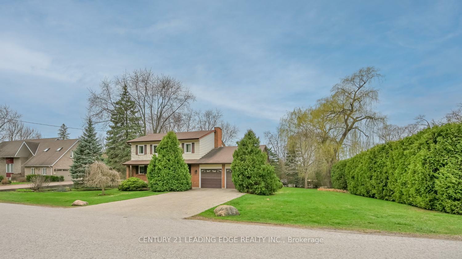Property Photo: 2 Mill Race Court ON L3P 3J3