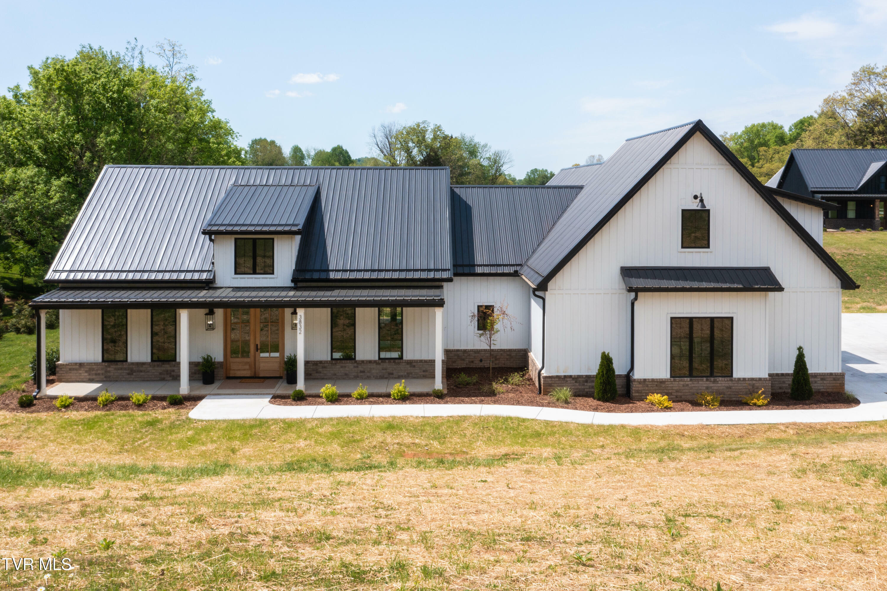 Property Photo: 3832 Lake Valley Drive TN 37664