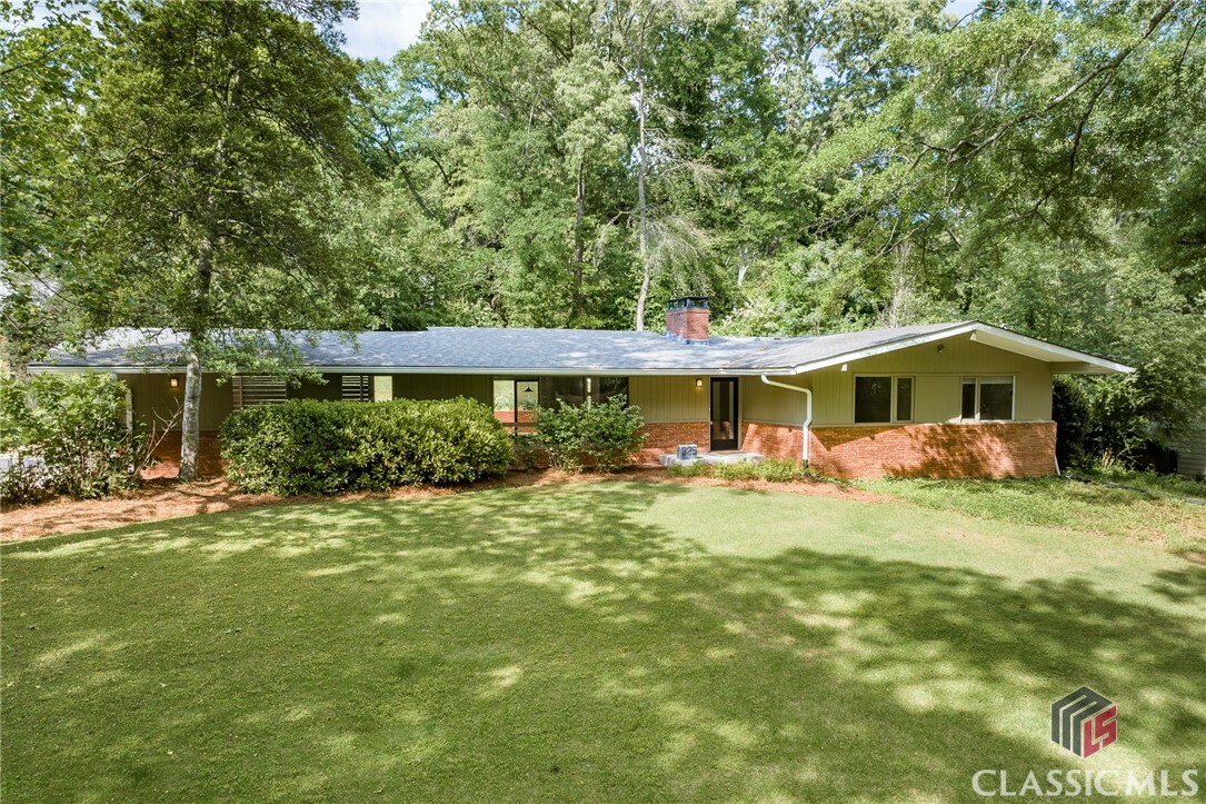 Property Photo: 325 Duncan Springs Road GA 30606