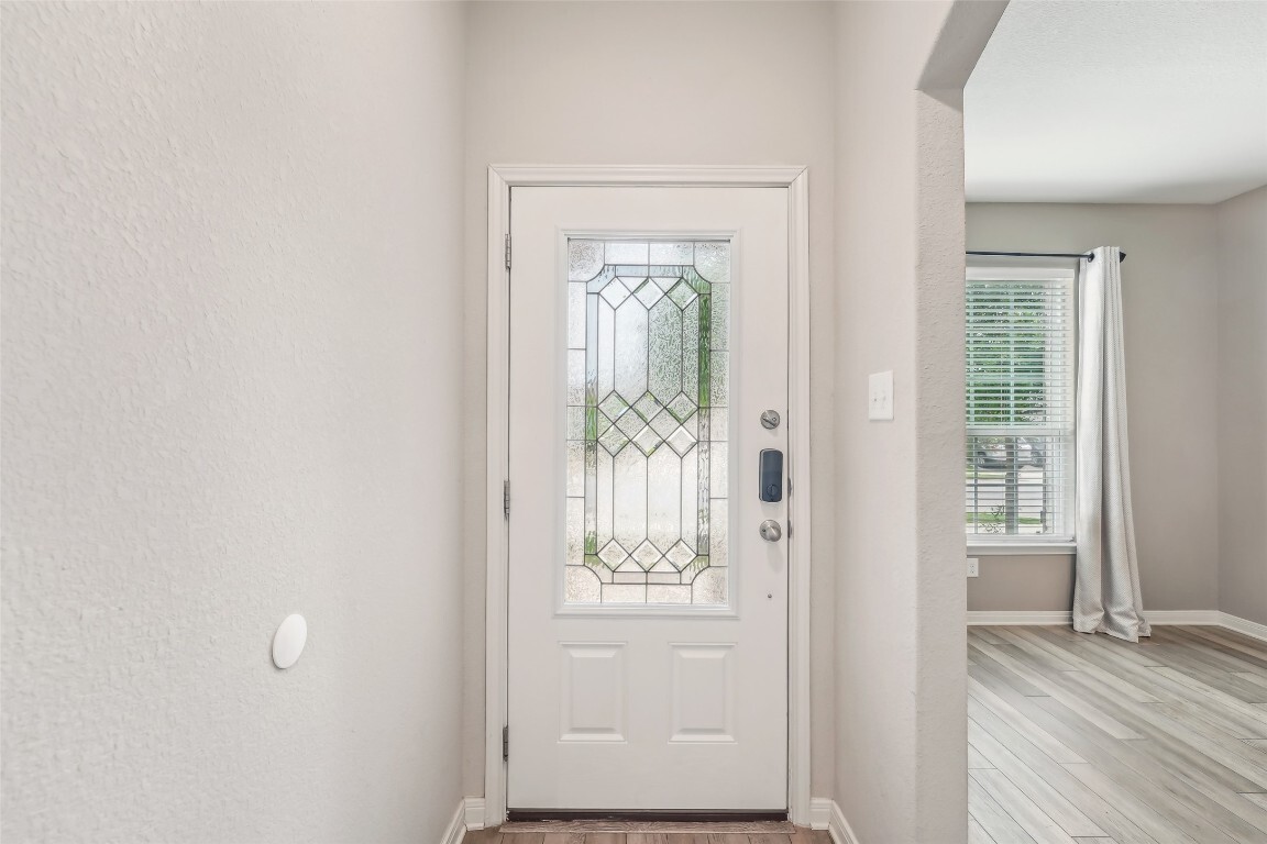 Property Photo: 320 Freedom Park Avenue TX 78642