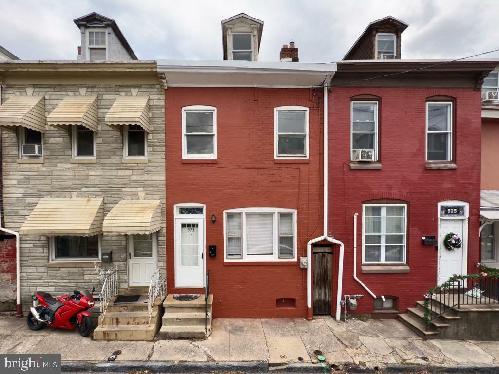Property Photo: 523 Minor Street PA 19602