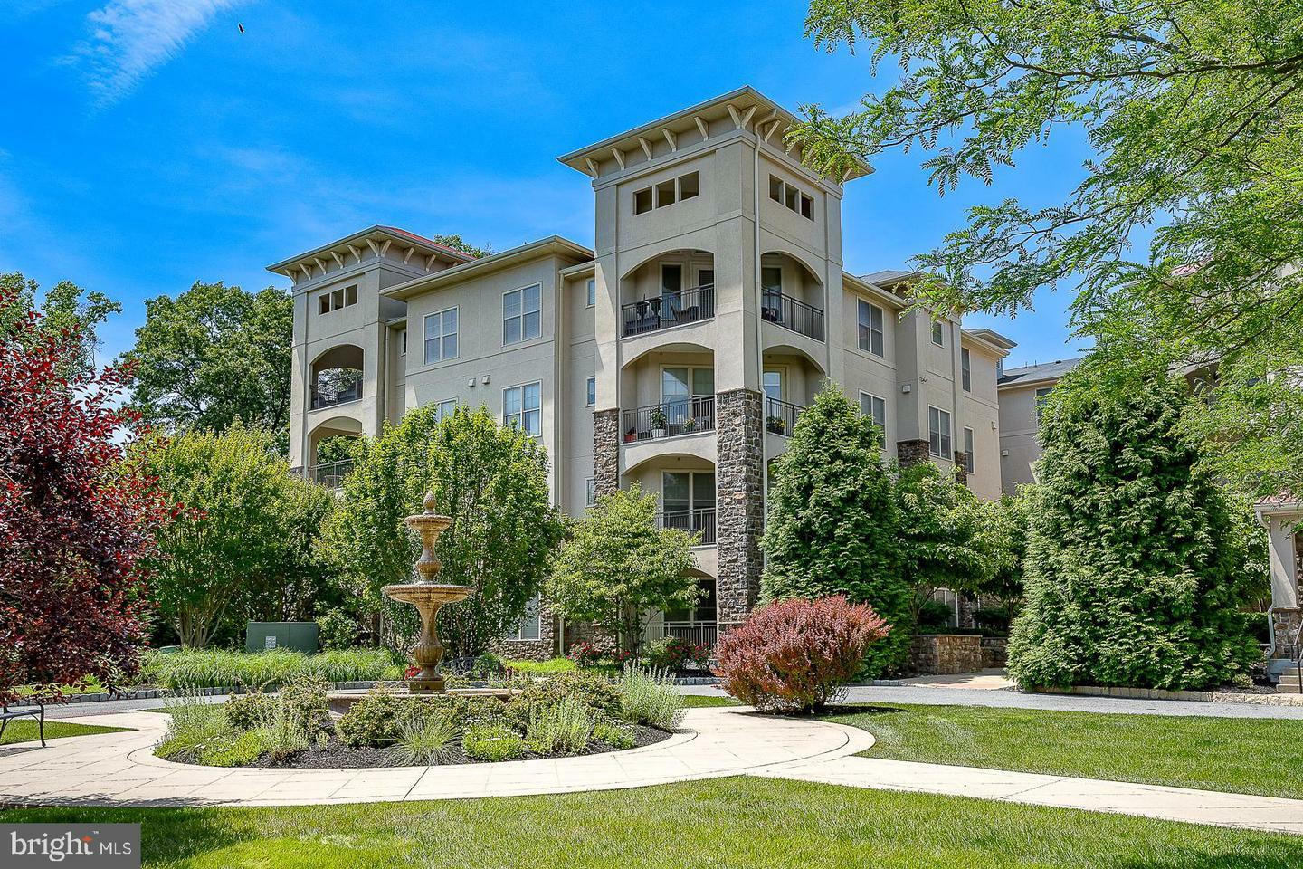 Property Photo: 133 Cornerstone Drive 133 PA 19073