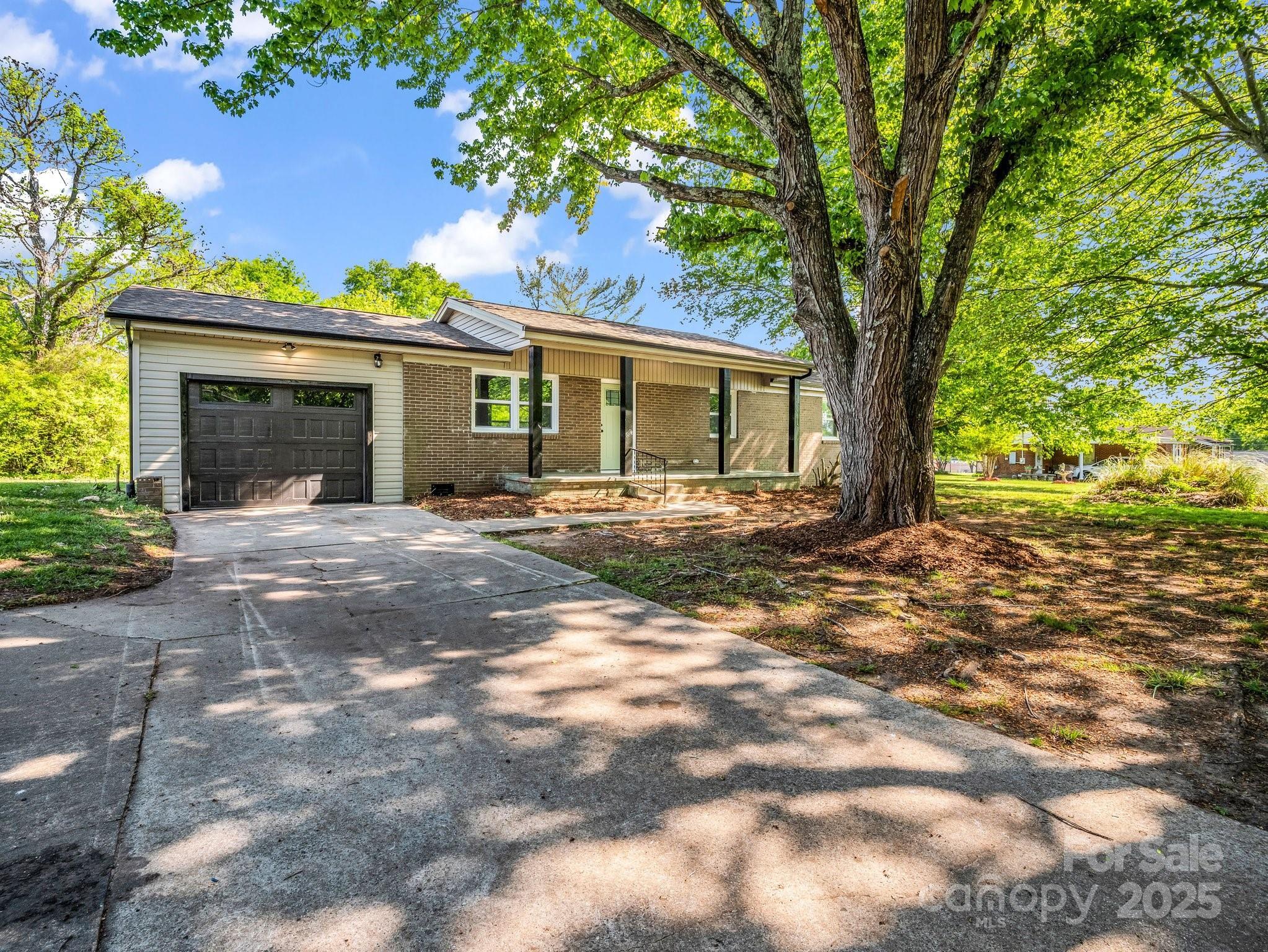 Property Photo:  106 Borders Road  NC 28152 